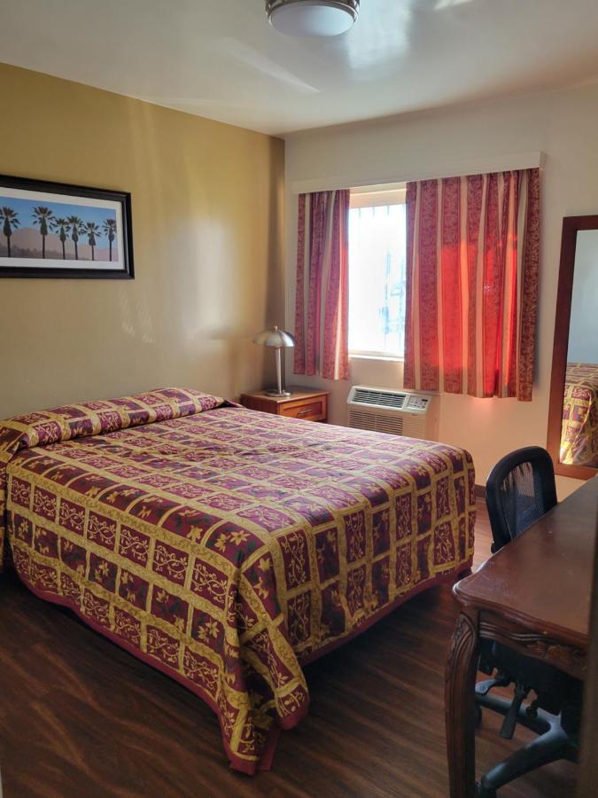 Lido Hotel Хънтингтън Парк Екстериор снимка